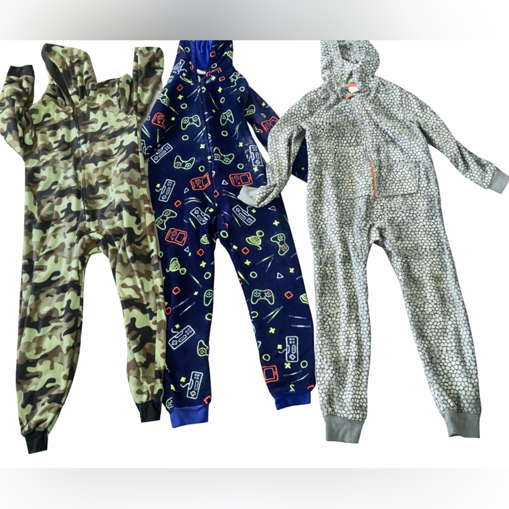 Cat & Jack Boys Pajama Bundle Size 6/7 – 3 Hooded One-Piece Sleepers